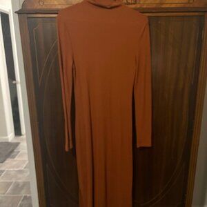 Ribbed long sleeved dress